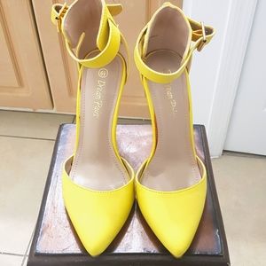 Dream Pairs heel shoes